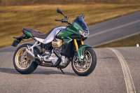 2022 Moto Guzzi V100 Mandello static 17 scaled
