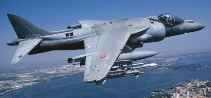 AV 8B Harrier MMI 22
